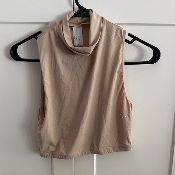 skinnvi Tops - SKINNVI Beige High-Neck Crop Top Size Small